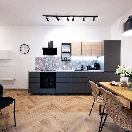 Native Apartments Pulaskiego 6 Краків Екстер'єр фото